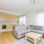 Wynajmij 3 sypialnię apartament z 85 m² w Warsaw