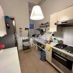 Affitto 5 camera appartamento di 150 m² in Rapallo