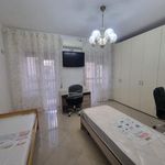 Affitto 1 camera appartamento di 80 m² in Napoli