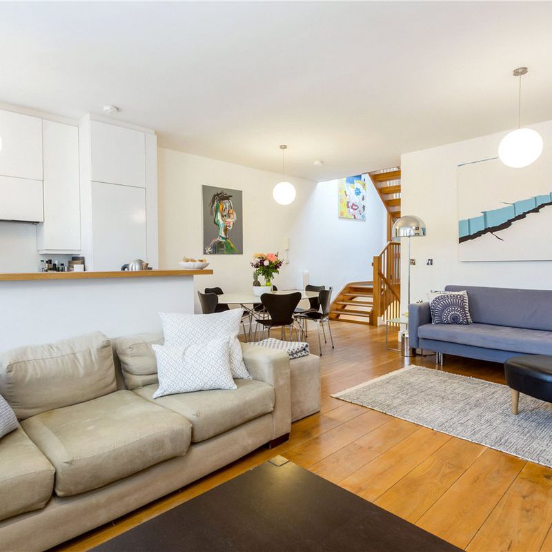 apartment for rent at Powis Gardens, London, W11, England Notting Hill