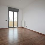 Affitto 2 camera appartamento di 90 m² in Seregno