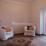 Affitto 4 camera appartamento di 110 m² in Frascati