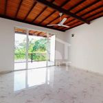 Rent 4 bedroom house of 371 m² in Sri Jayawardanapura Kotte