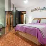 Alquilo 2 dormitorio apartamento de 74 m² en València
