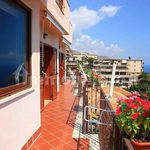 Affitto 3 camera appartamento di 85 m² in Taormina