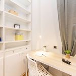 Rent a room of 103 m² in Milano