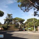 Rent 5 bedroom apartment of 235 m² in Rome