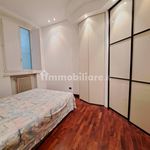 Affitto 3 camera appartamento di 80 m² in Pesaro