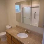 Rent 4 bedroom apartment of 180 m² in Huntington Beach