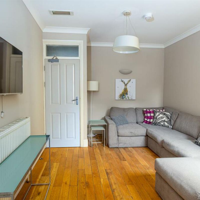 6 bedroom end of terrace house for rent in Kimbolton Avenue, Lenton, Nottingham, NG7 Radford