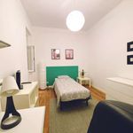 Rent a room of 170 m² in Lisboa