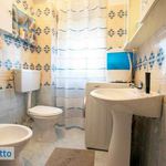 Affitto 5 camera appartamento di 136 m² in Palermo