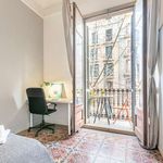 Rent a room of 132 m² in Barcelona