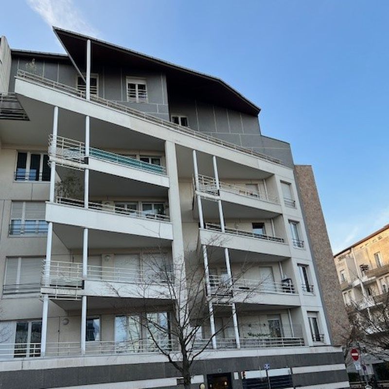Appartement  2 pièce(s) 51 m2 Cuy-Saint-Fiacre