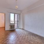 Rent 2 bedroom apartment of 80 m² in Bruxelles