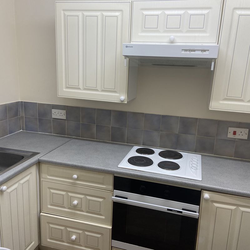 1 bedroom property to let in Briarswood, Southampton - £800 pcm Old Shirley