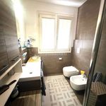 Affitto 3 camera appartamento di 90 m² in Seregno
