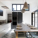 Rent 3 bedroom apartment of 140 m² in Bordeaux