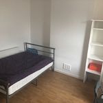 Rent 2 bedroom flat in Nottingham