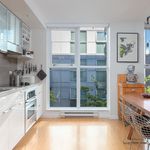 Appartement de 979 m² avec 2 chambre(s) en location à Vancouver