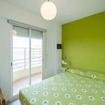 Rent 4 bedroom apartment of 90 m² in València
