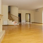 Rent 3 bedroom house of 303 m² in Kifisia