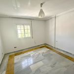 Rent 6 bedroom house of 399 m² in Estepona