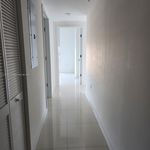 Rent 1 bedroom apartment of 62 m² in Miami-Dade County