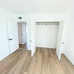 Rent 2 bedroom apartment of 78 m² in Los Angeles