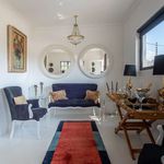 Rent 2 bedroom house of 250 m² in Johannesburg