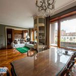 Affitto 6 camera appartamento di 254 m² in Torino
