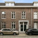 Huur 3 slaapkamer appartement van 130 m² in Maastricht