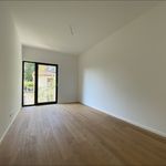Miete 4 Schlafzimmer wohnung von 210 m² in Glattbach