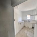 Rent 5 bedroom house of 562 m² in Hartbeespoort