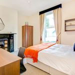 Rent 5 bedroom flat in Leeds