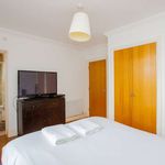 Rent 2 bedroom flat of 65 m² in Enfield