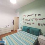 Affitto 5 camera appartamento di 120 m² in Palermo