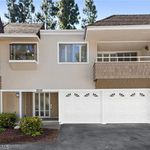 Rent 3 bedroom apartment of 127 m² in Laguna Hills