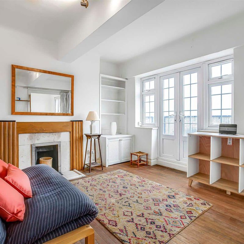 Flat to rent in Flat 30, Seaforth Lodge, London | James Anderson