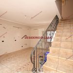 Rent 3 bedroom house of 90 m² in Lascari