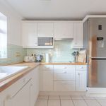 Rent 3 bedroom apartment of 125 m² in Kingston upon Thames