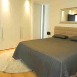 Rent 5 bedroom house of 393 m² in Marbella