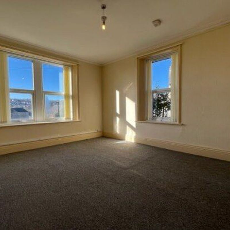 Flat to rent in Oakland Road, Sheffield S6 Boulder Hill