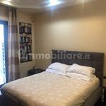 Affitto 5 camera appartamento di 170 m² in Napoli