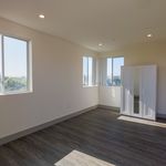 Rent 10 bedroom apartment of 13 m² in Los Angeles