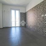 Affitto 2 camera appartamento di 95 m² in Botricello