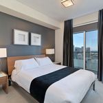 Appartement de 9041 m² avec 3 chambre(s) en location à Toronto