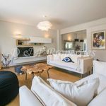 Rent 5 bedroom house of 295 m² in Γλυφάδα