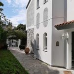 Rent 3 bedroom house of 300 m² in Voula