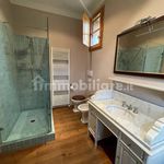 Rent 3 bedroom apartment of 250 m² in Firenze